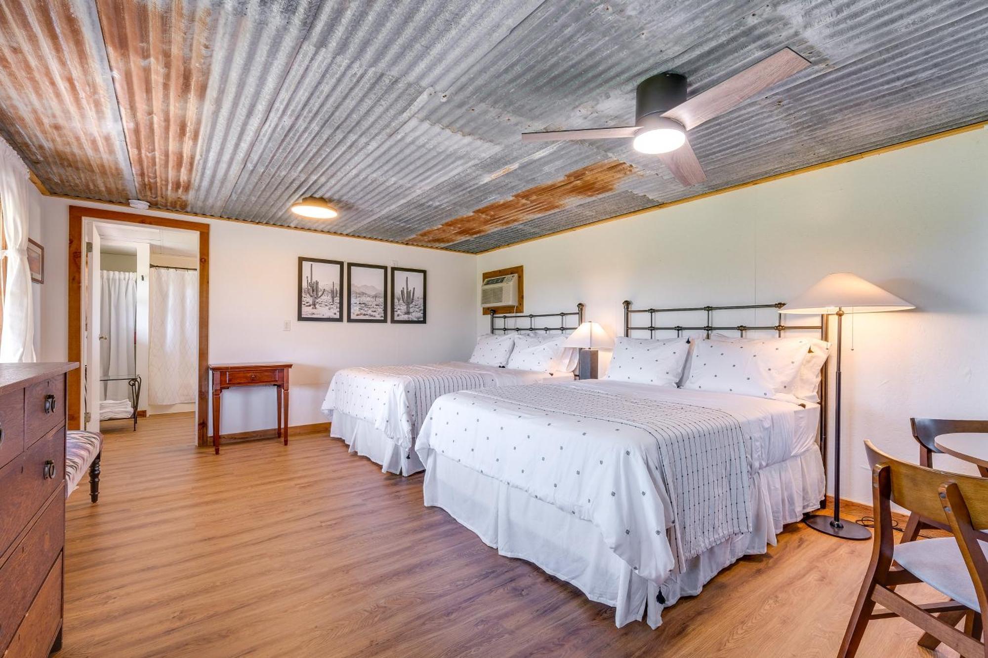 Delightful Carmine Studio On Farm Near Round Top! Exterior foto